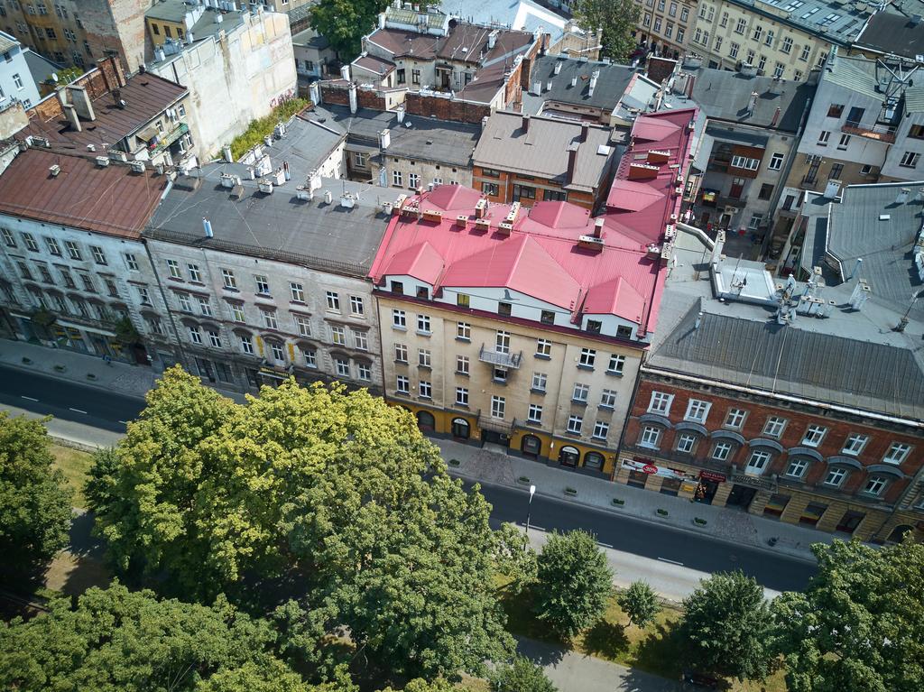 Playground Apartment *